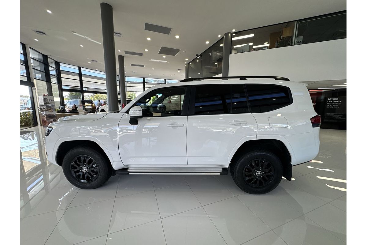 2023 Toyota Landcruiser GXL FJA300R