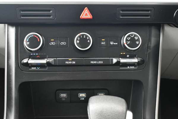 2022 Kia Carnival S KA4
