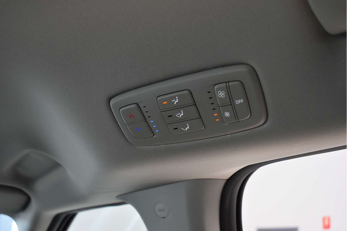 2022 Kia Carnival S KA4