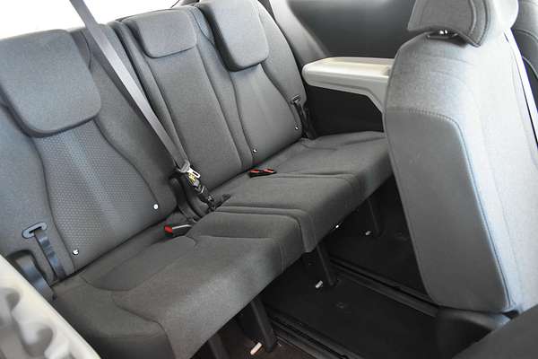 2022 Kia Carnival S KA4