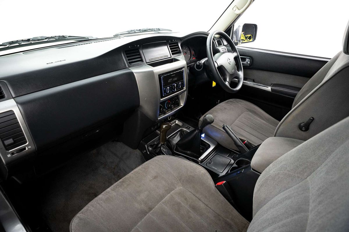 2008 Nissan Patrol ST-L GU 6