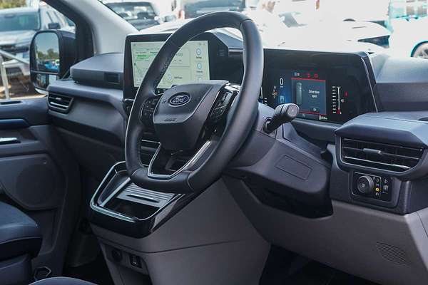 2024 Ford Tourneo Active AV SWB