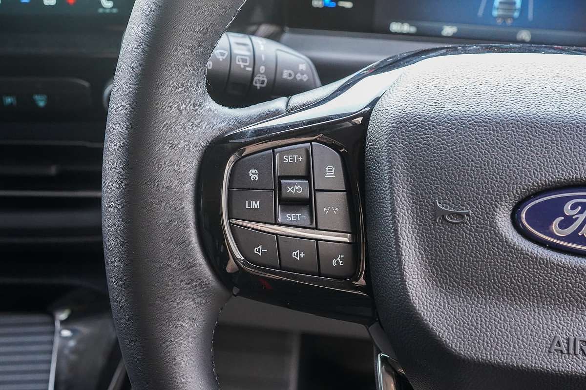 2024 Ford Tourneo Active AV SWB