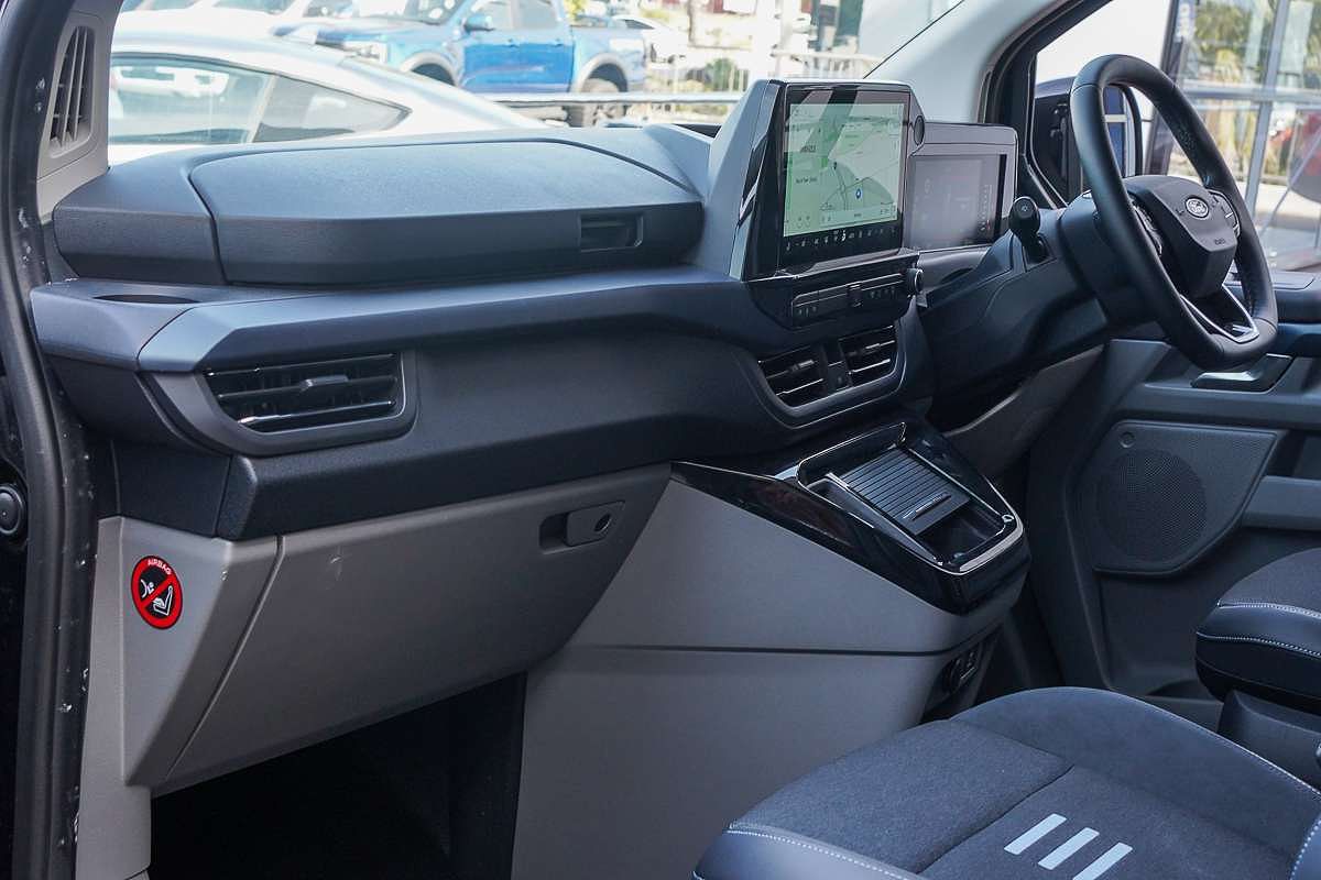 2024 Ford Tourneo Active AV SWB