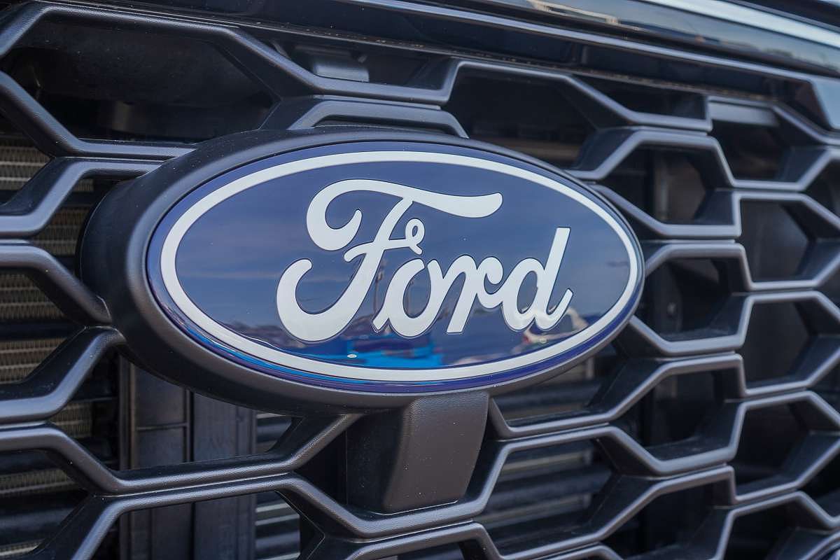 2024 Ford Tourneo Active AV SWB