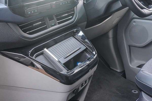 2024 Ford Tourneo Active AV SWB