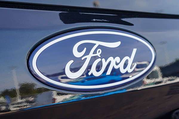 2024 Ford Tourneo Active AV SWB