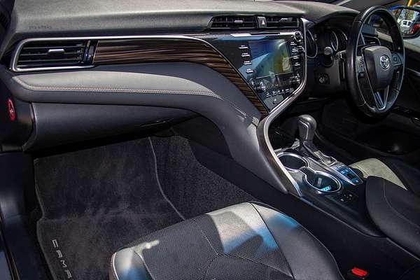 2018 Toyota Camry SL AXVH71R
