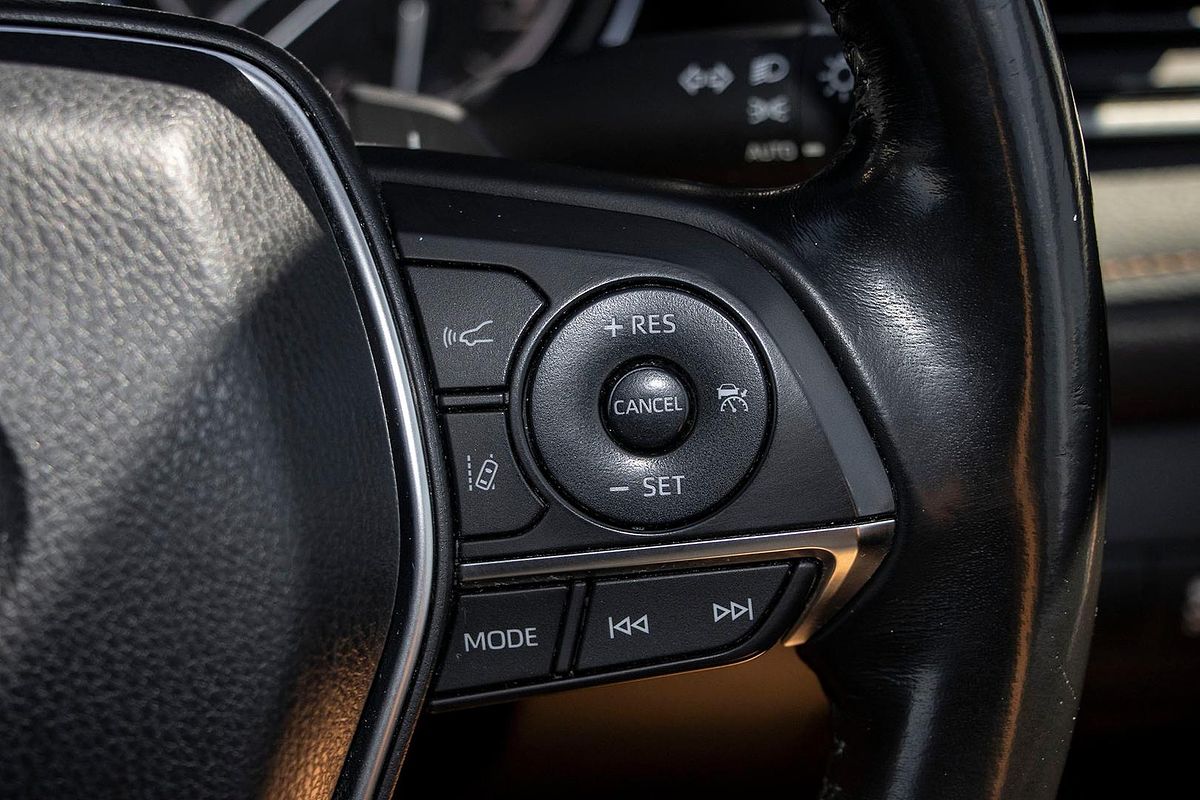 2018 Toyota Camry SL AXVH71R