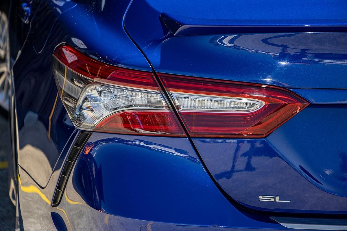 2018 Toyota Camry SL AXVH71R