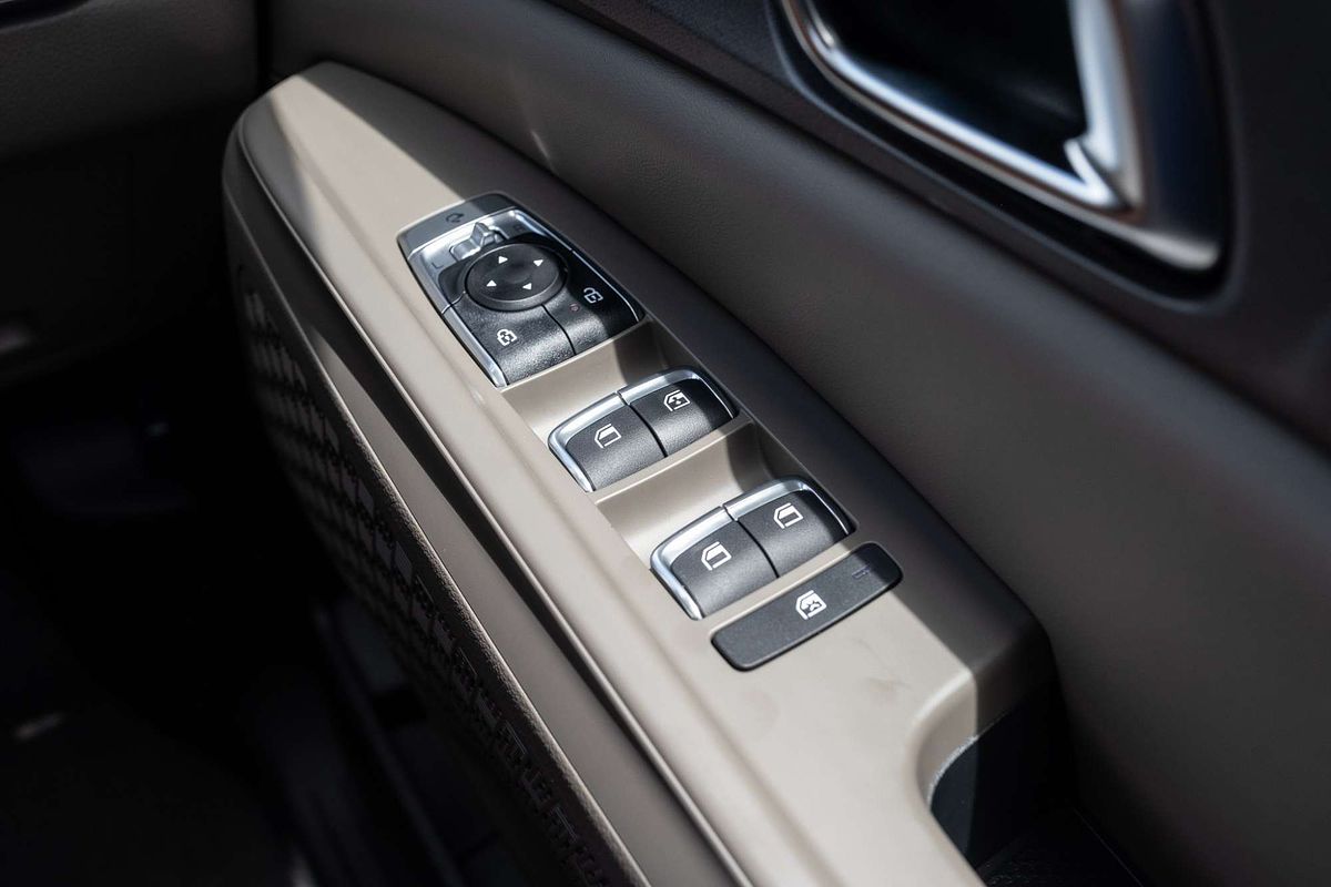 2025 Kia Carnival Sport KA4 PE