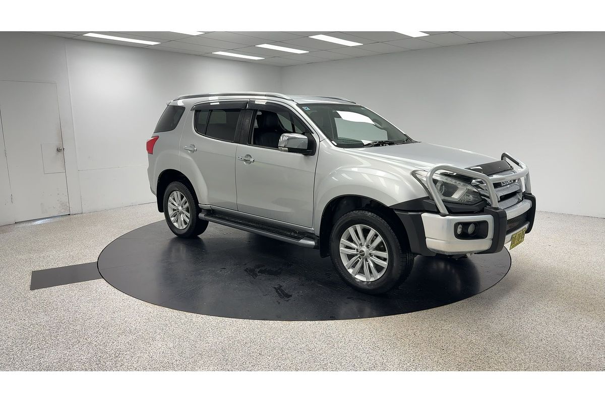 2018 Isuzu MU-X LS-T