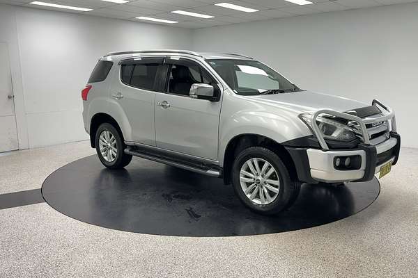 2018 Isuzu MU-X LS-T