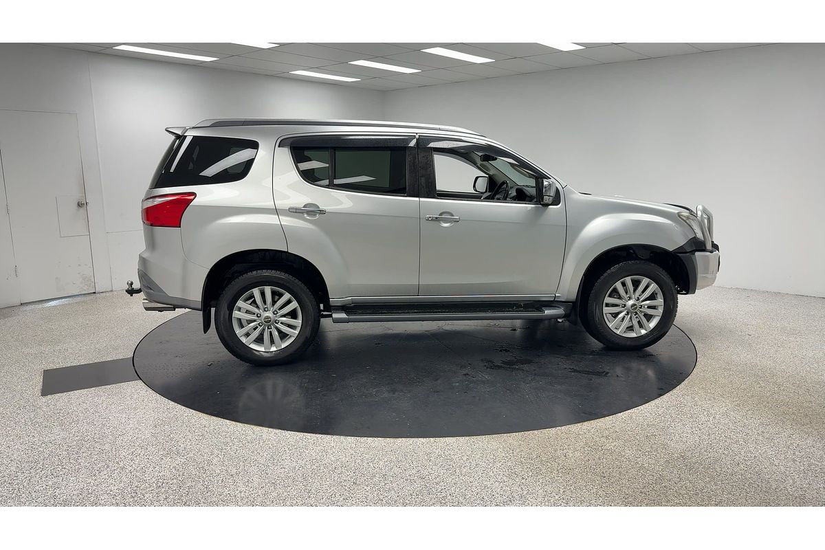 2018 Isuzu MU-X LS-T