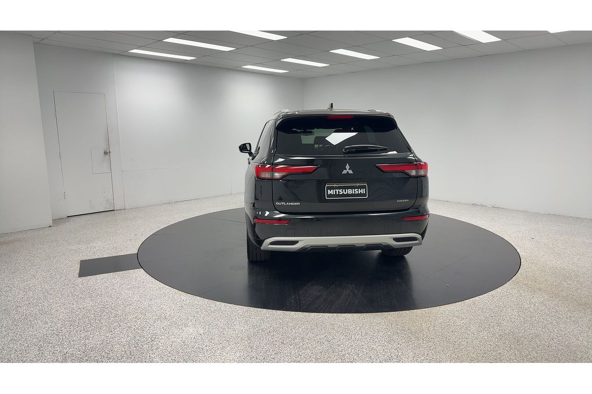 2022 Mitsubishi Outlander Exceed ZM