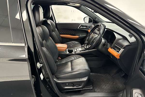 2022 Mitsubishi Outlander Exceed ZM