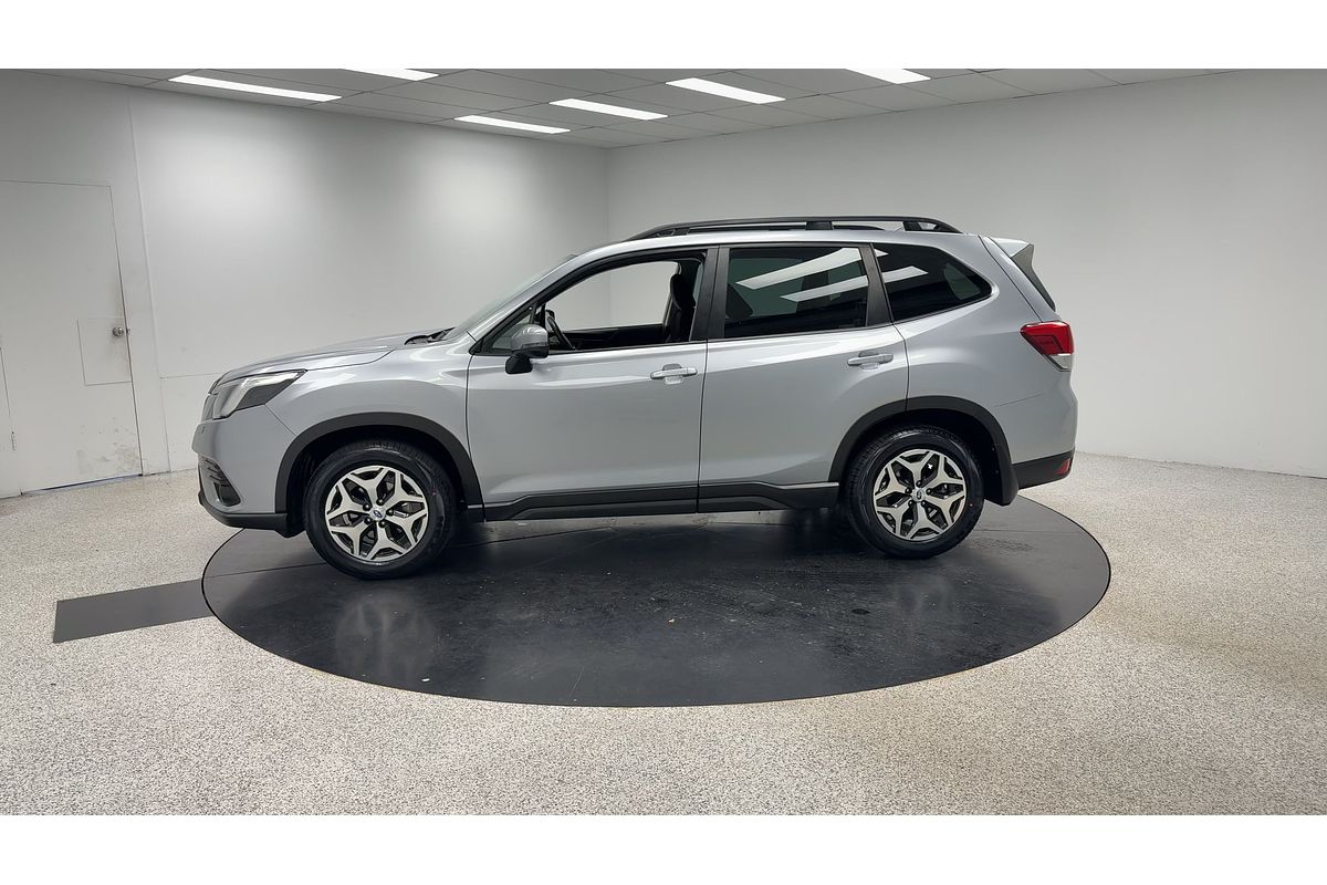 2023 Subaru Forester 2.5i S5