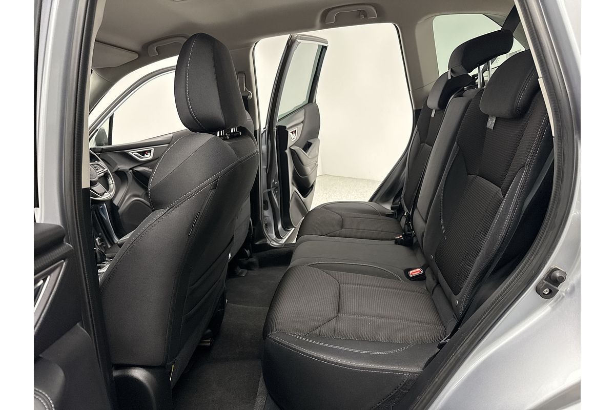 2023 Subaru Forester 2.5i S5
