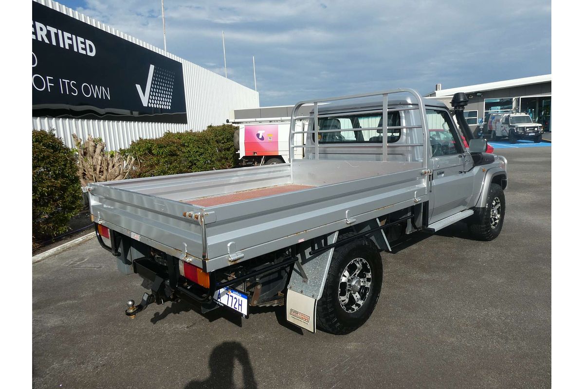 2016 Toyota Landcruiser GXL VDJ79R