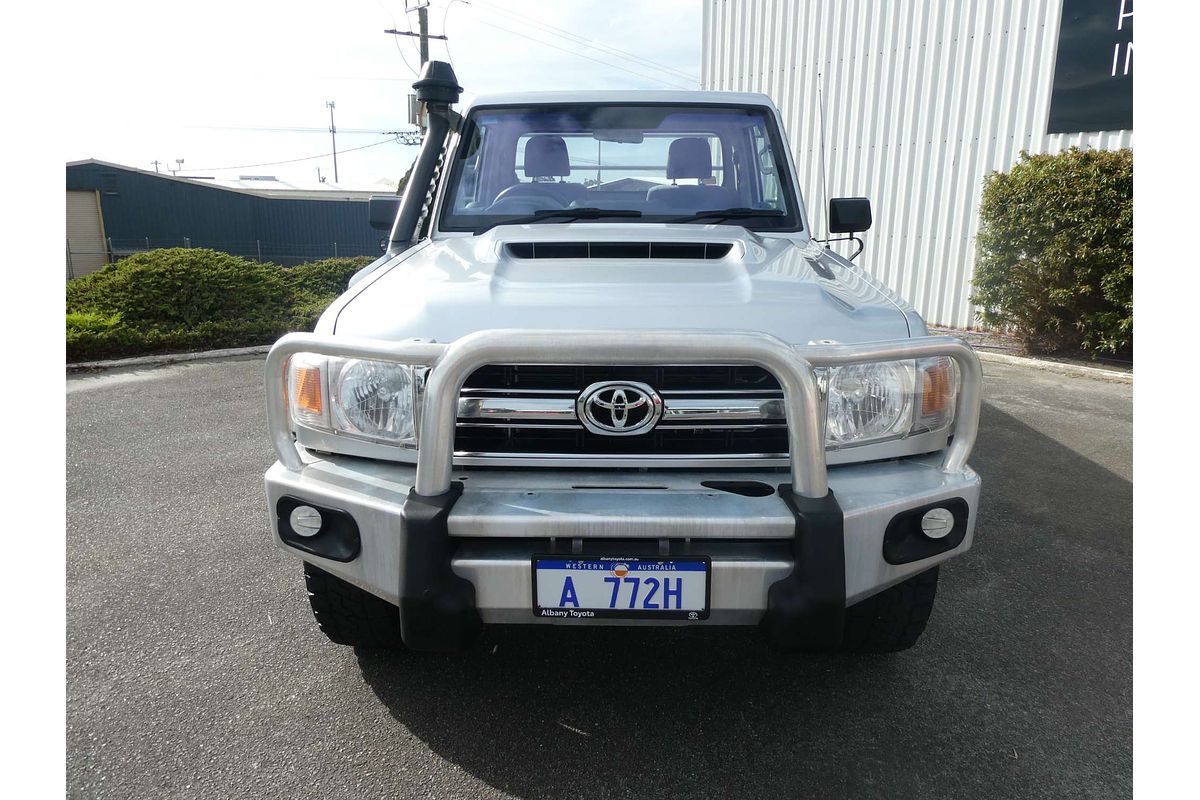 2016 Toyota Landcruiser GXL VDJ79R