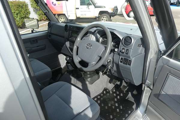 2016 Toyota Landcruiser GXL VDJ79R