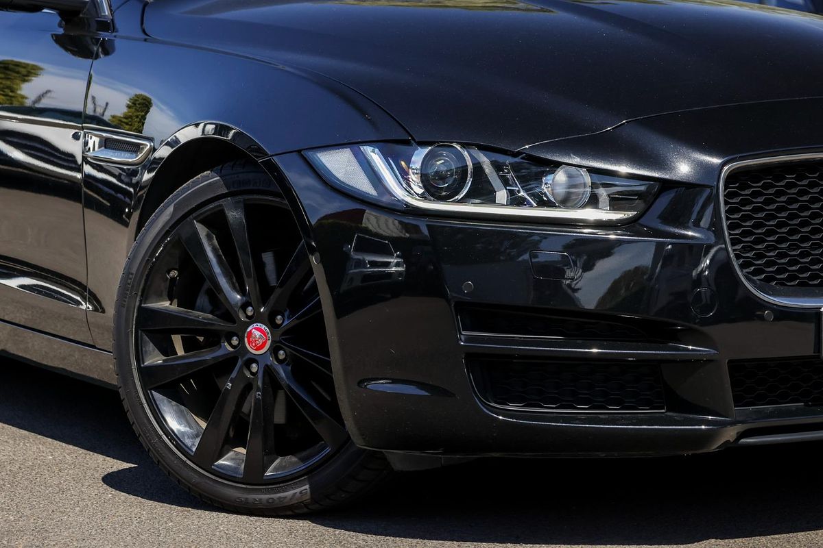 2017 Jaguar XE 20d Prestige X760