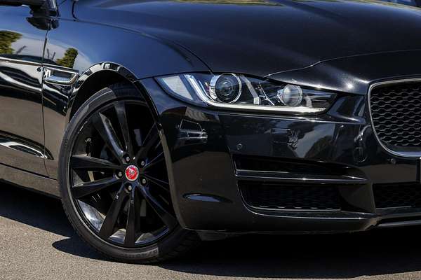 2017 Jaguar XE 20d Prestige X760