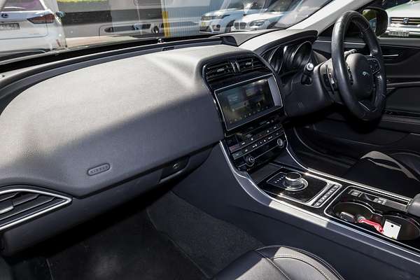 2017 Jaguar XE 20d Prestige X760