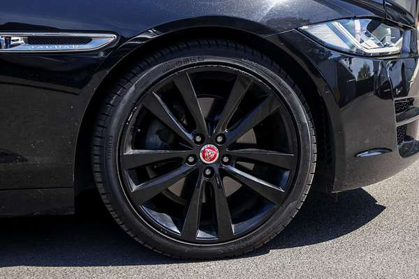 2017 Jaguar XE 20d Prestige X760