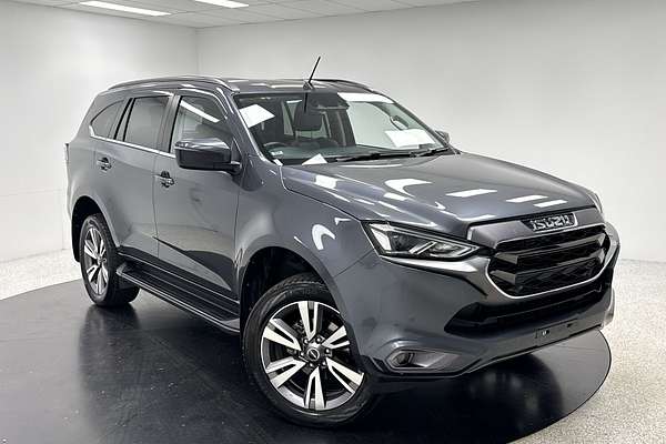 2023 Isuzu MU-X LS-T