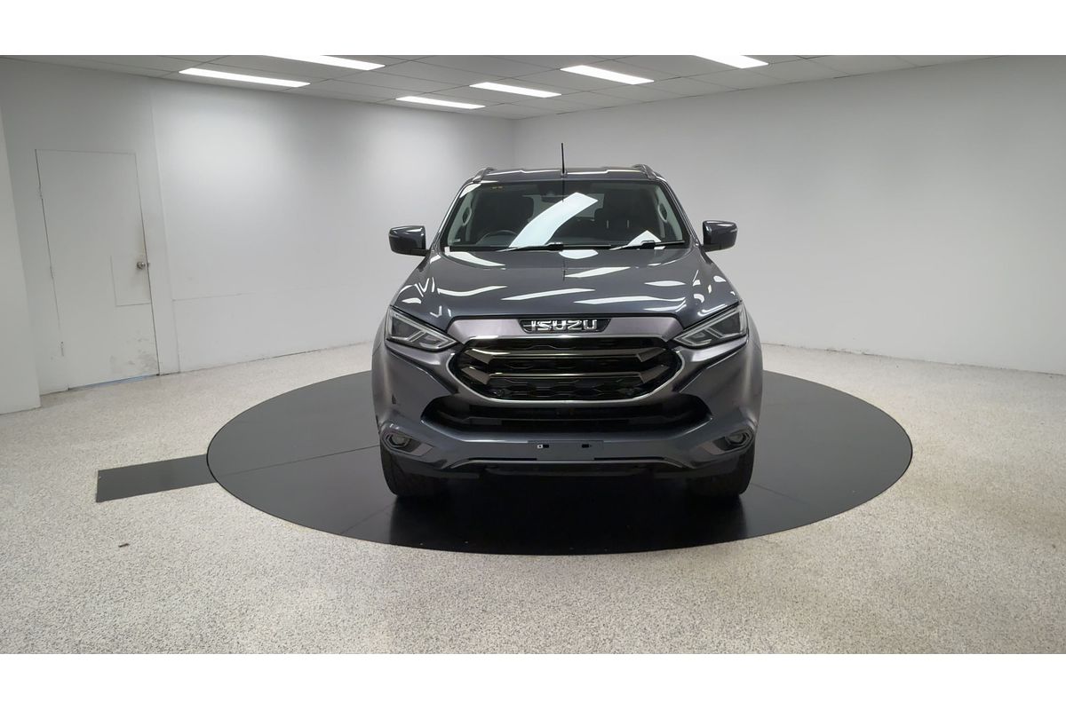 2023 Isuzu MU-X LS-T