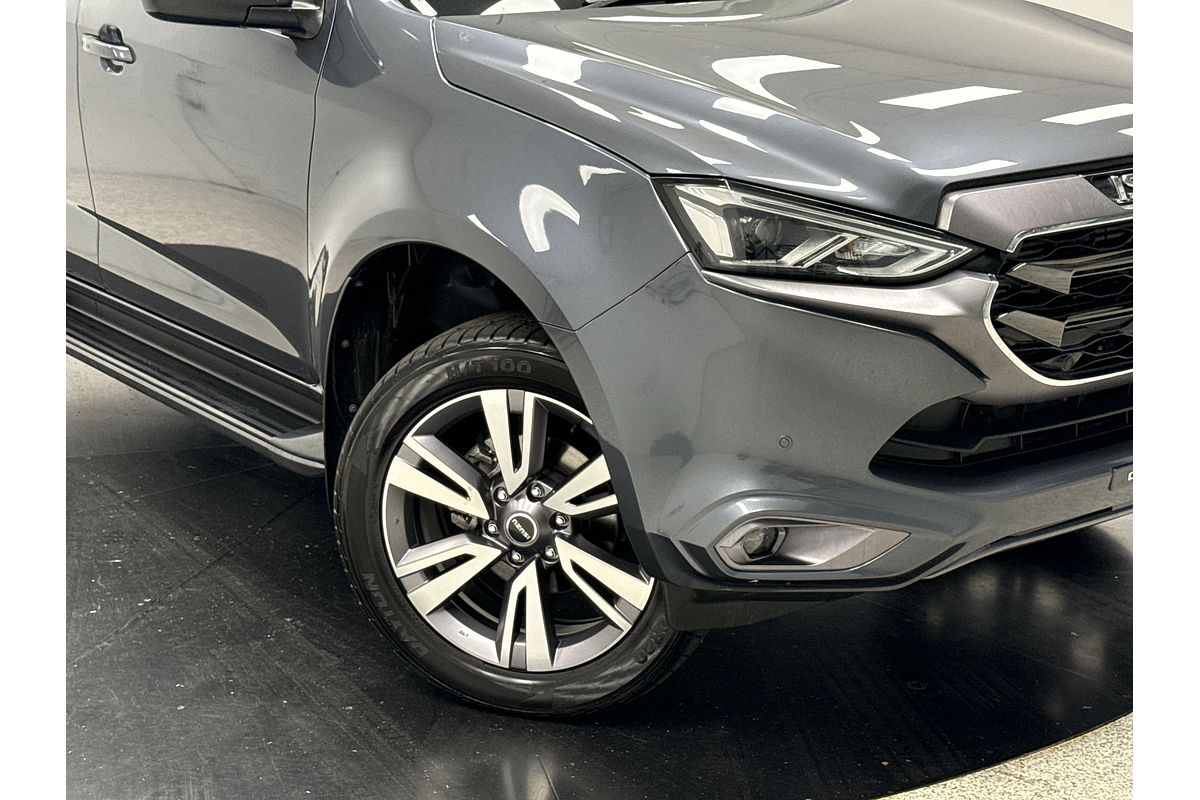 2023 Isuzu MU-X LS-T