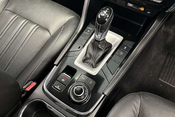2023 Isuzu MU-X LS-T
