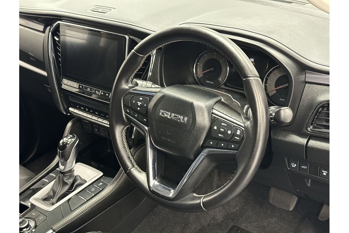 2023 Isuzu MU-X LS-T