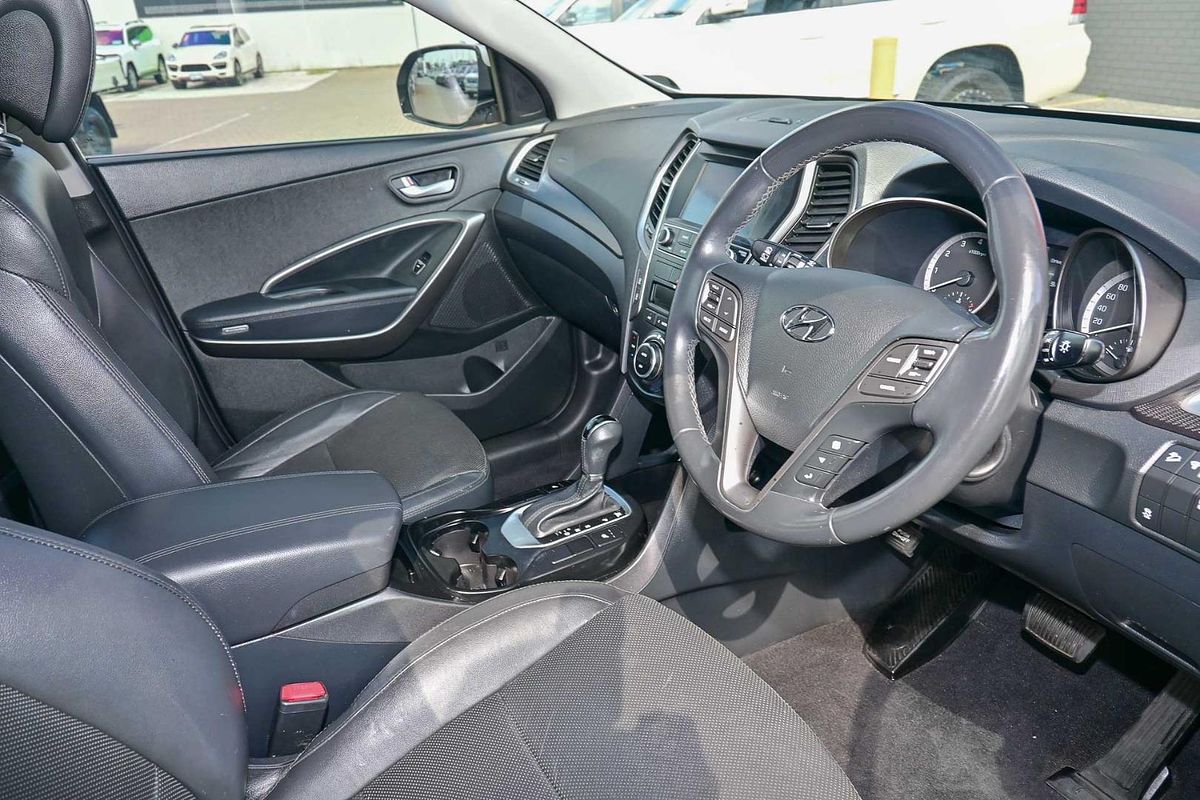 2017 Hyundai Santa Fe Active X DM3 Series II