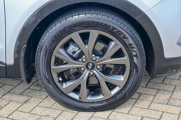 2017 Hyundai Santa Fe Active X DM3 Series II