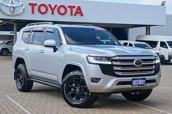 2022 Toyota Landcruiser VX FJA300R
