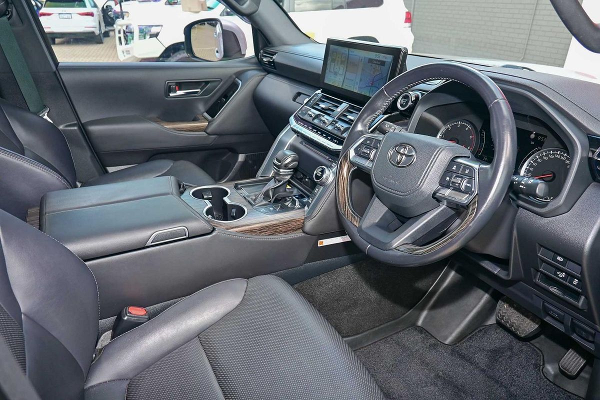 2022 Toyota Landcruiser VX FJA300R