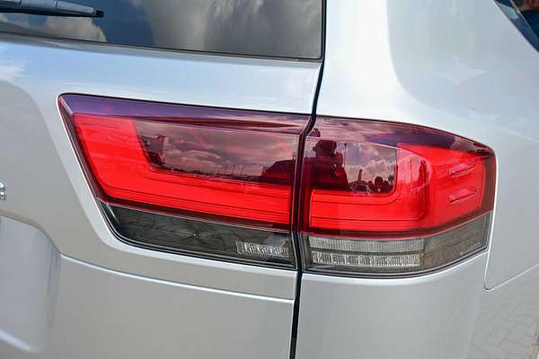 2022 Toyota Landcruiser VX FJA300R