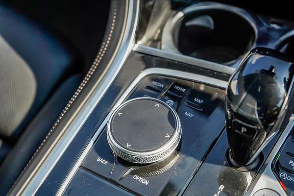 2021 BMW 8 Series 840i M Sport G15