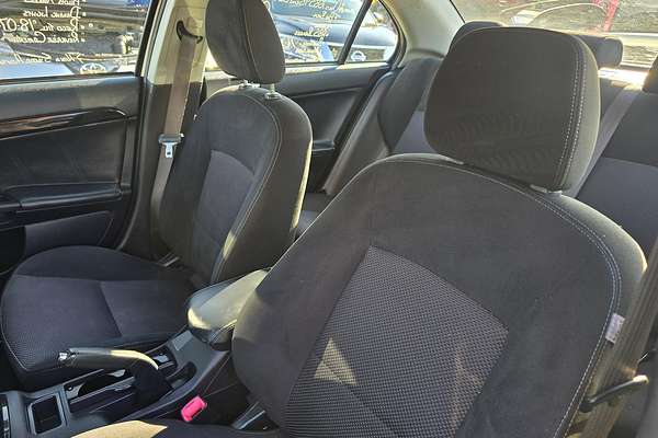 2016 Mitsubishi Lancer LS CF