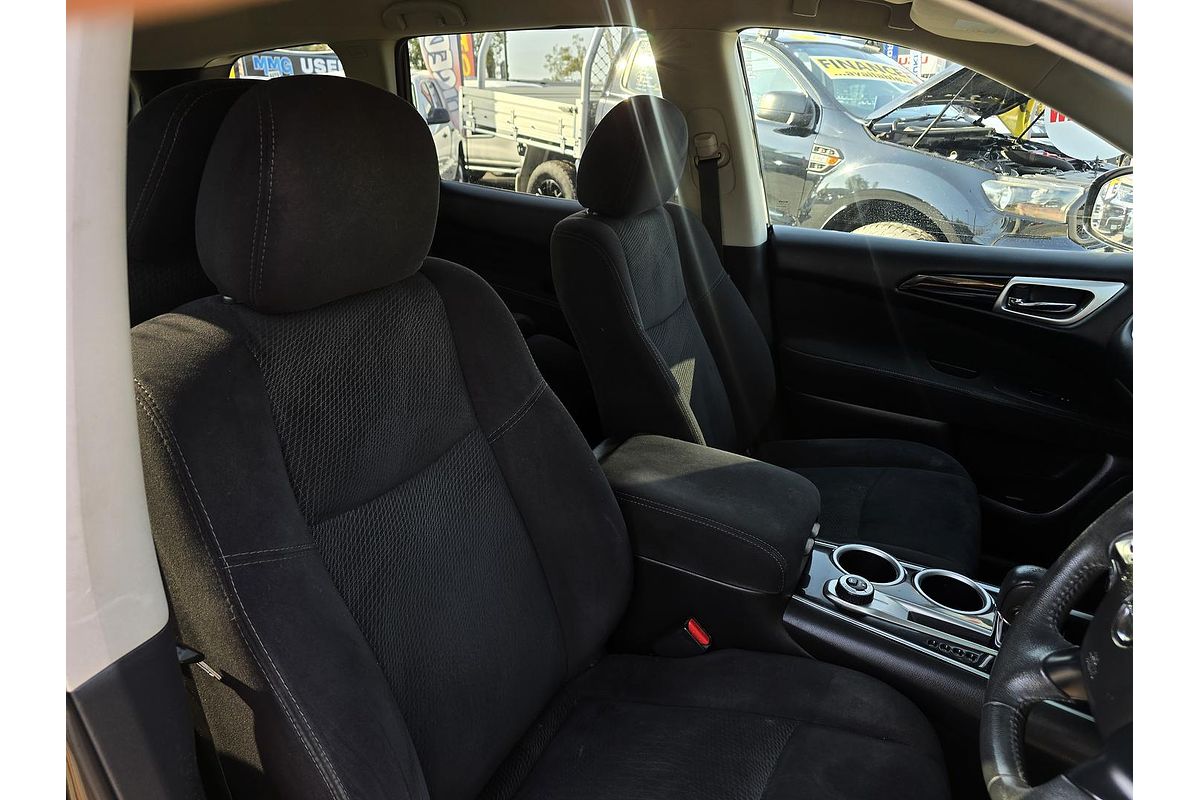2017 Nissan Pathfinder ST R52 Series II