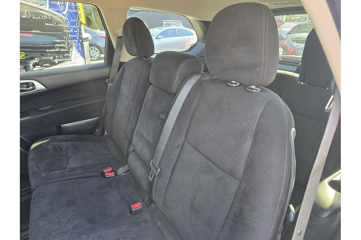 2017 Nissan Pathfinder ST R52 Series II