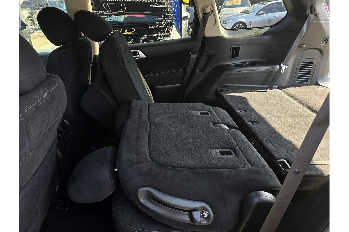 2017 Nissan Pathfinder ST R52 Series II