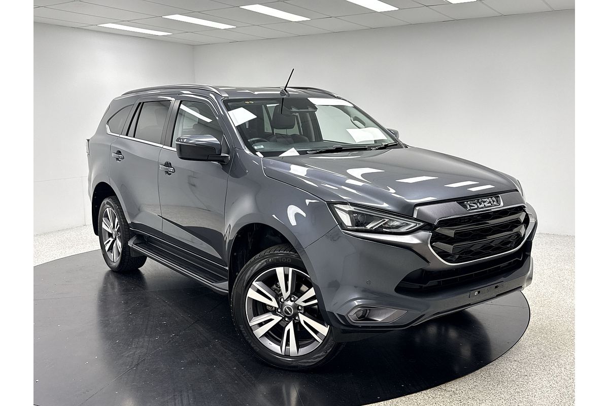 2023 Isuzu MU-X LS-T