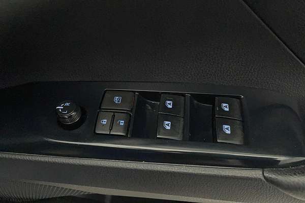 2020 Toyota Camry Ascent Sport AXVH71R