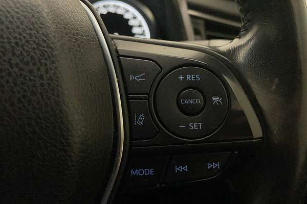 2020 Toyota Camry Ascent Sport AXVH71R