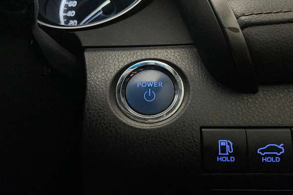 2020 Toyota Camry Ascent Sport AXVH71R