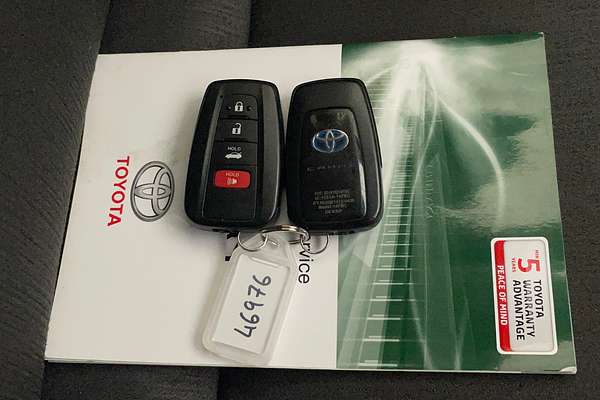 2020 Toyota Camry Ascent Sport AXVH71R