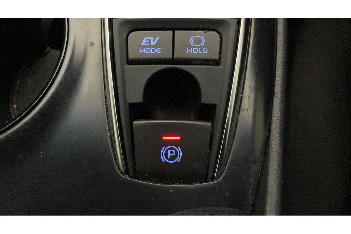 2020 Toyota Camry Ascent Sport AXVH71R